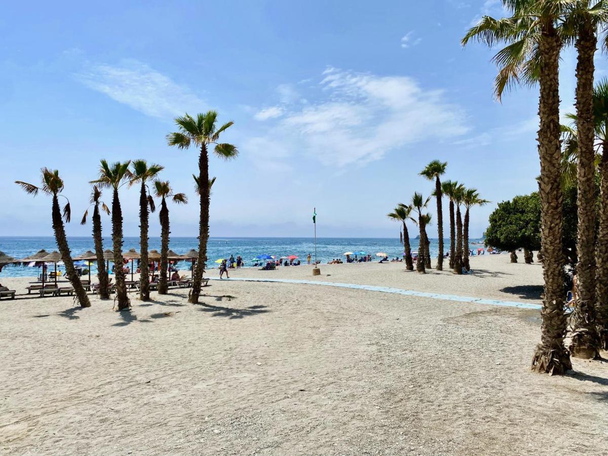 Genial Apartamento En 1A Linea De Playa Con Piscina Almuñécar Zewnętrze zdjęcie